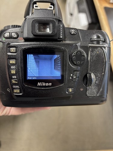 Nikon d70 digital slr - d70,